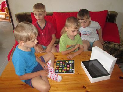 Děti s iPadem